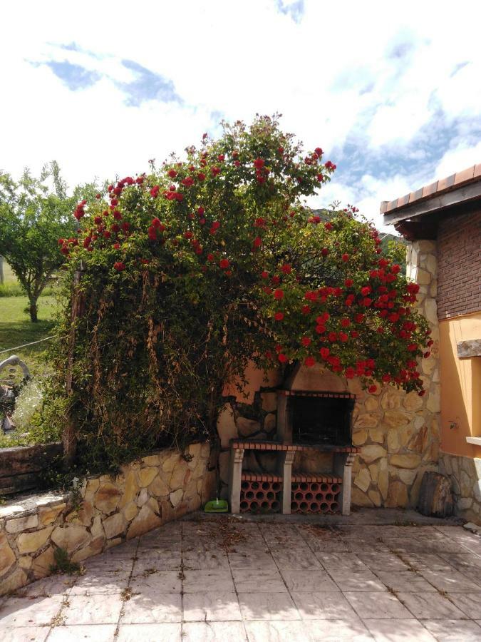 Casa Las Ninas Quintanahedo Exterior foto